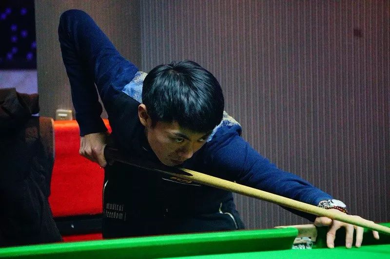 们在压力下 们在压力下