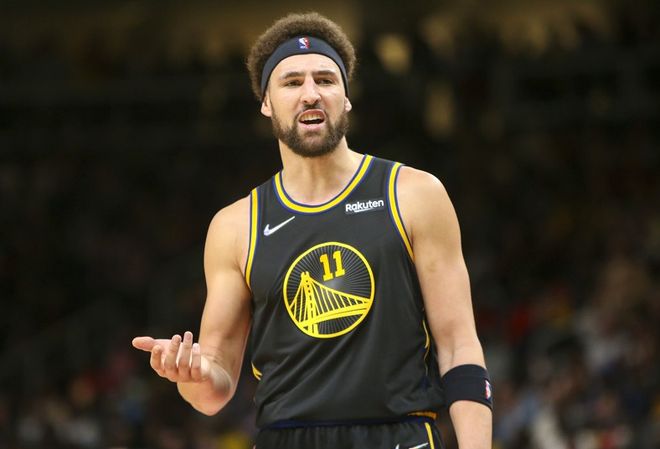 转会费与薪 转会费与薪